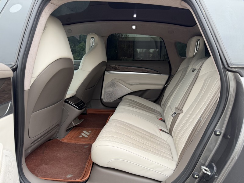 盐城22年智己L72