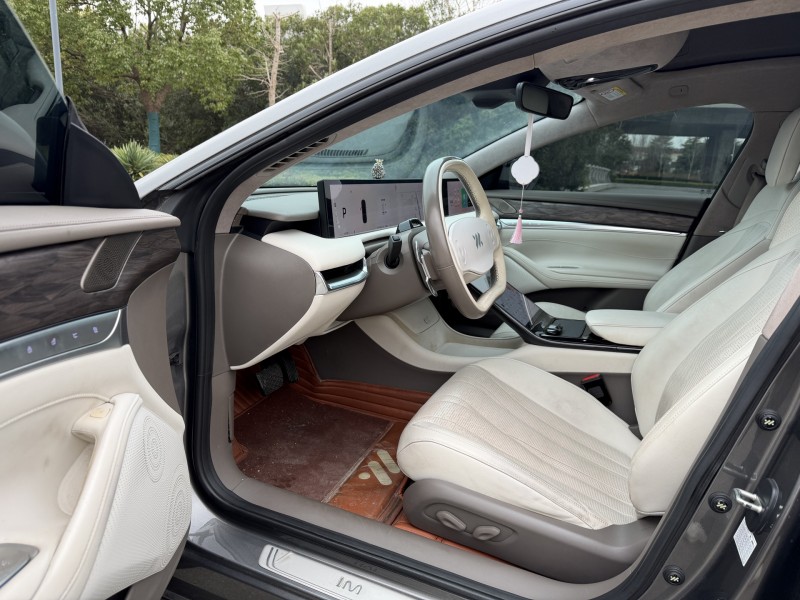 盐城22年智己L76