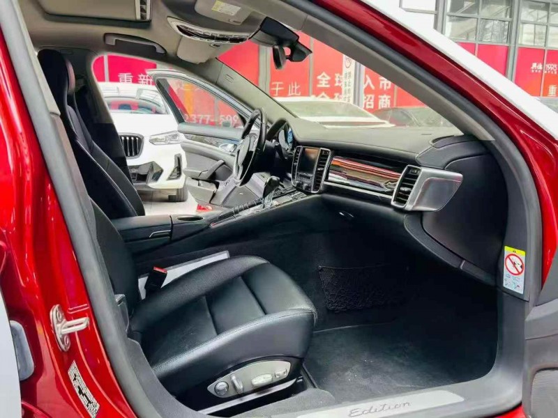 深圳16年保时捷帕拉梅拉6