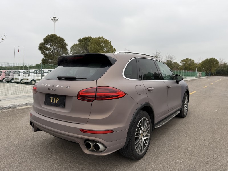 苏州14年保时捷卡宴6