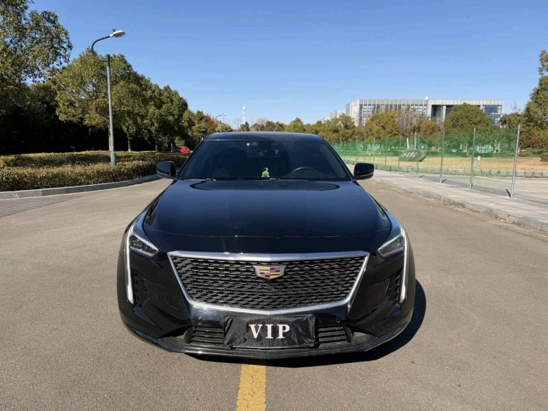 南通20年凯迪拉克CT61