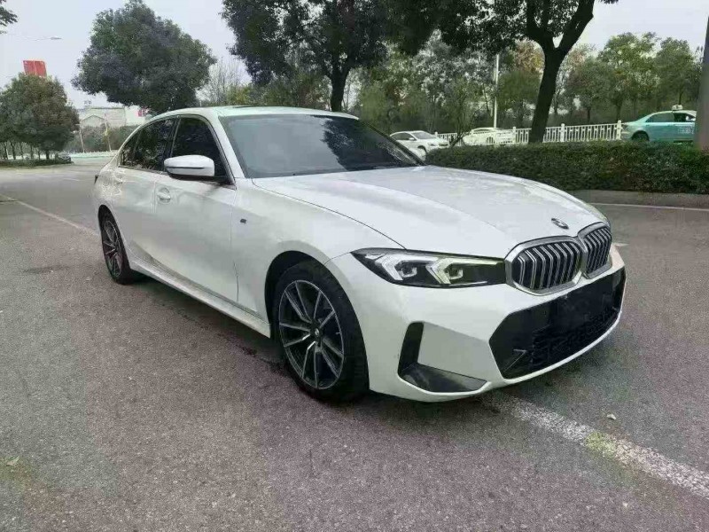 张家界23年宝马3系2