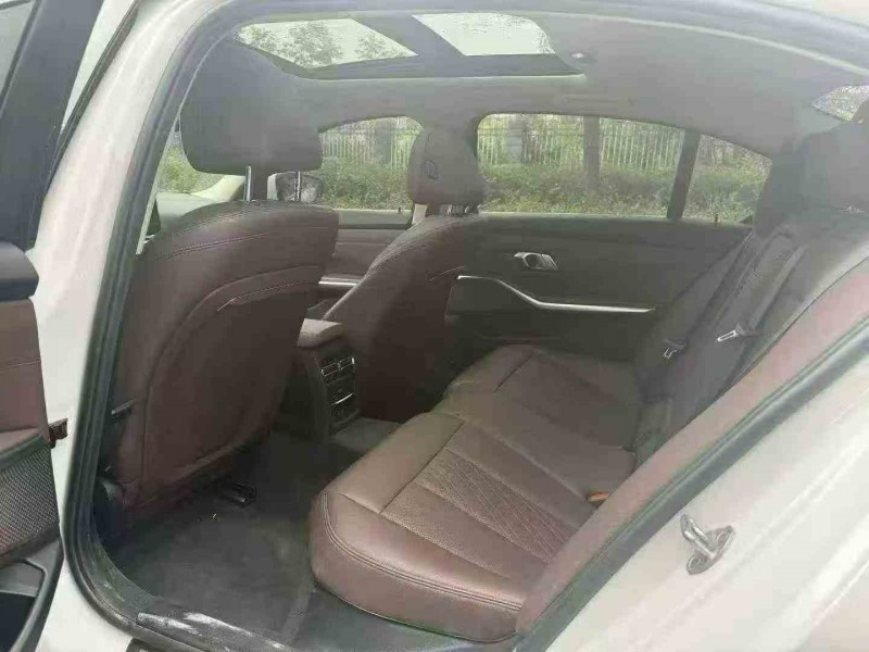 张家界23年宝马3系5