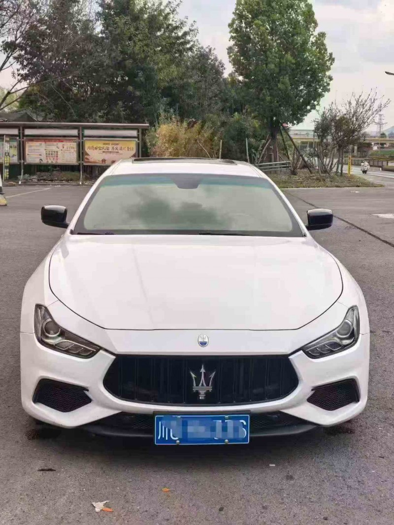 德阳16年玛莎拉蒂Ghibli1