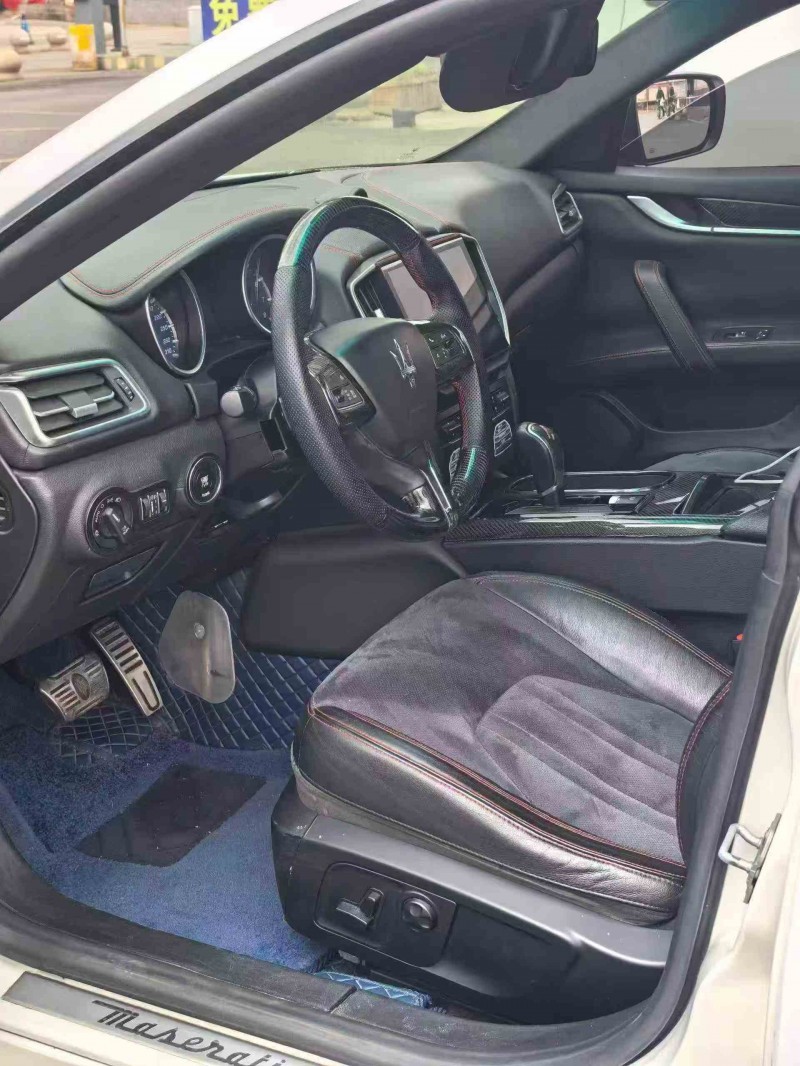 德阳16年玛莎拉蒂Ghibli5