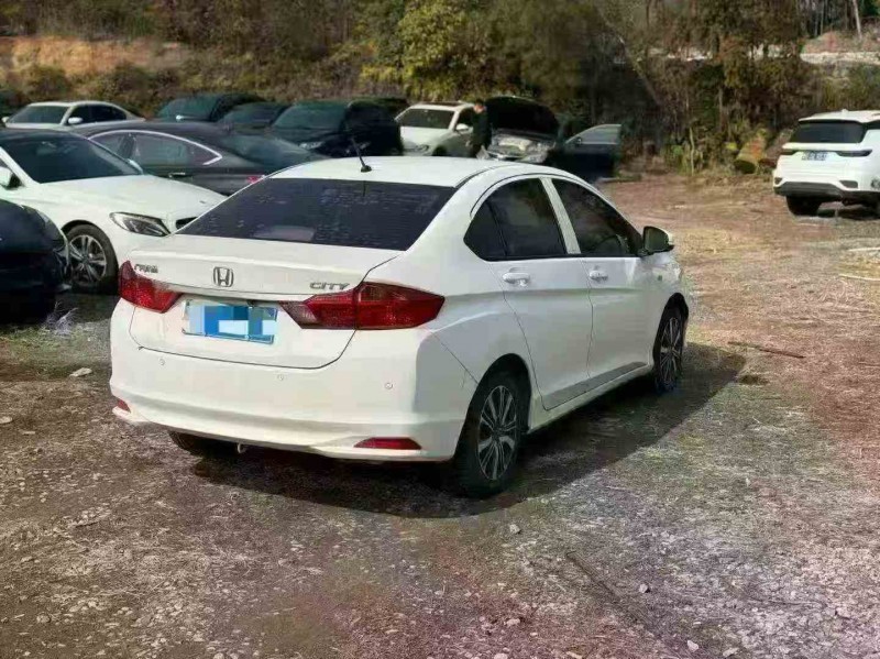 湖州19年本田锋范8