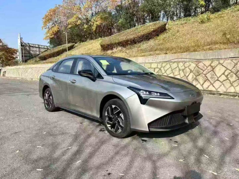 湖州25年传祺埃安S2