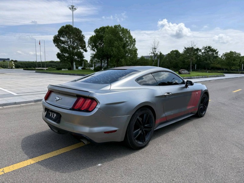 苏州17年福特野马4