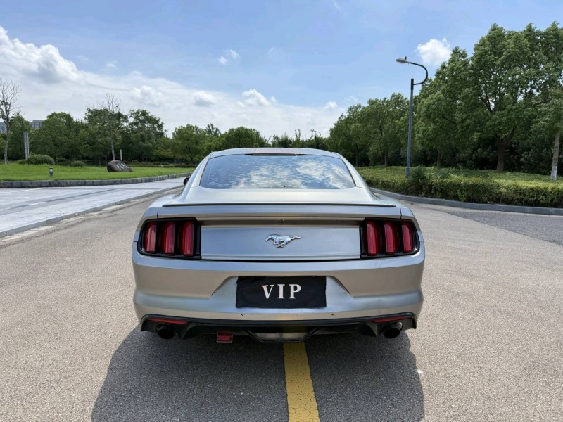 苏州17年福特野马9