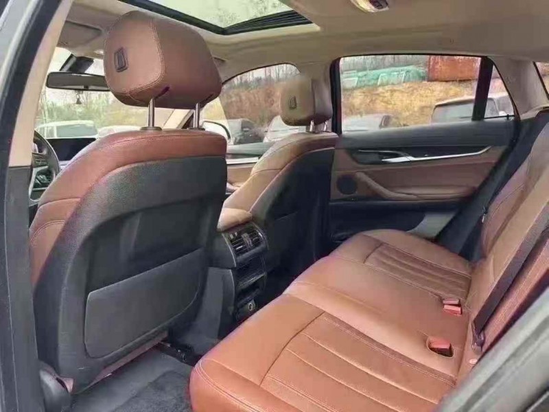 济宁19年宝马X67