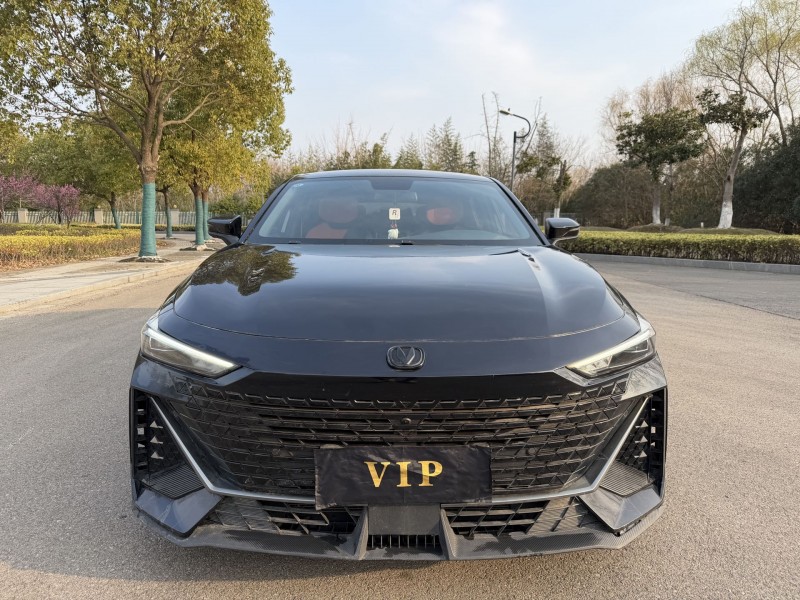 鹽城22年長安汽車UNI1