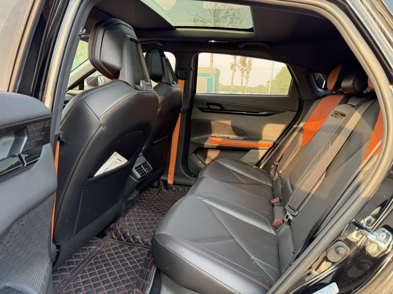 鹽城22年長安汽車UNI3