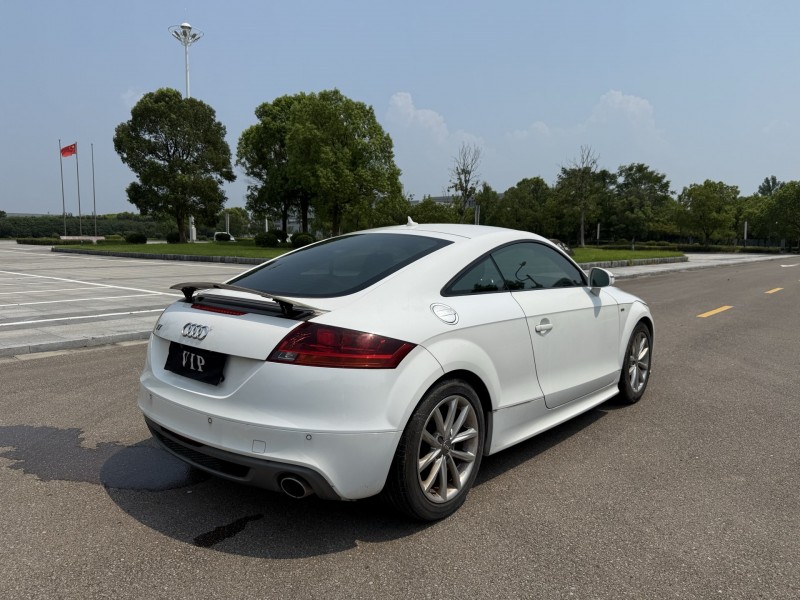 鹽城13年奧迪TT4
