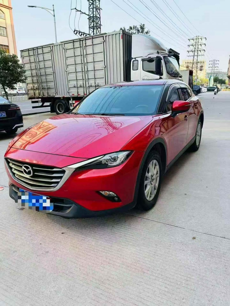 金華17年馬自達CX-42