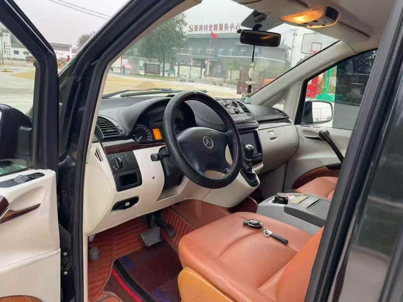 徐州15年奔驰威霆4
