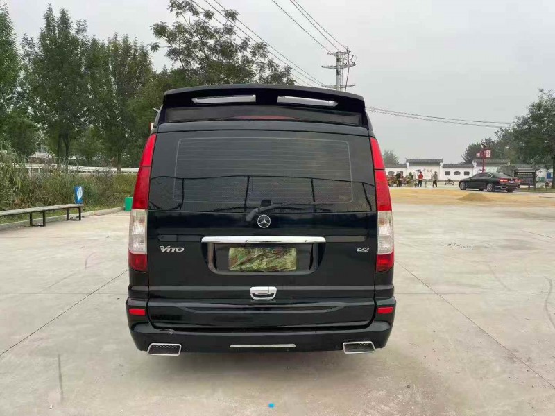 徐州15年奔驰威霆9