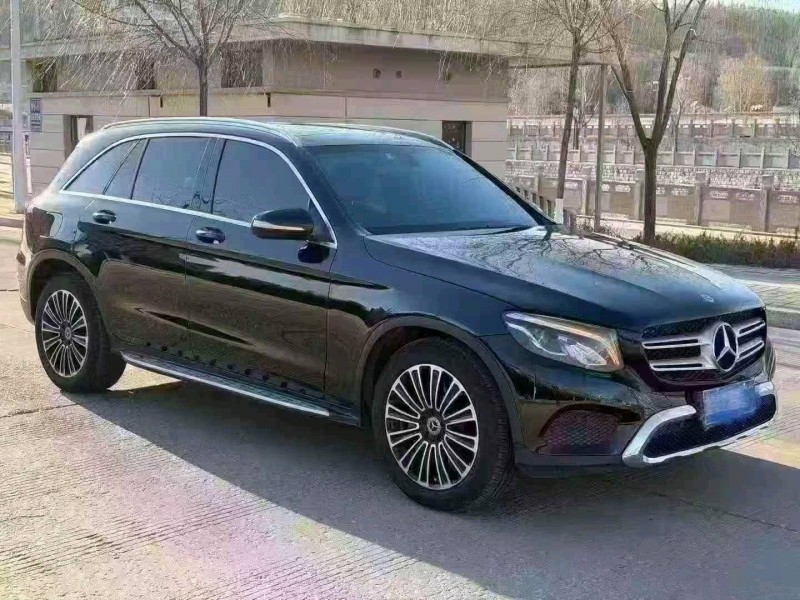 西安19年奔驰GLC2