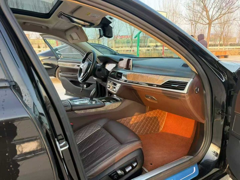 徐州21年宝马7系6