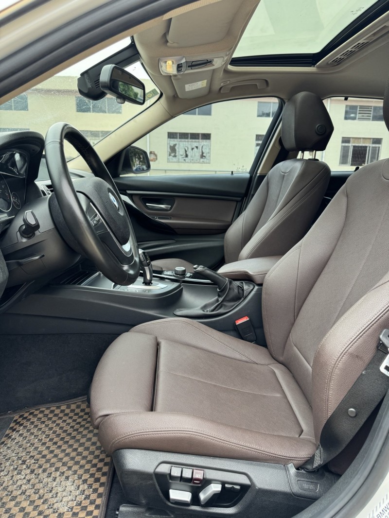 中山18年宝马3系8