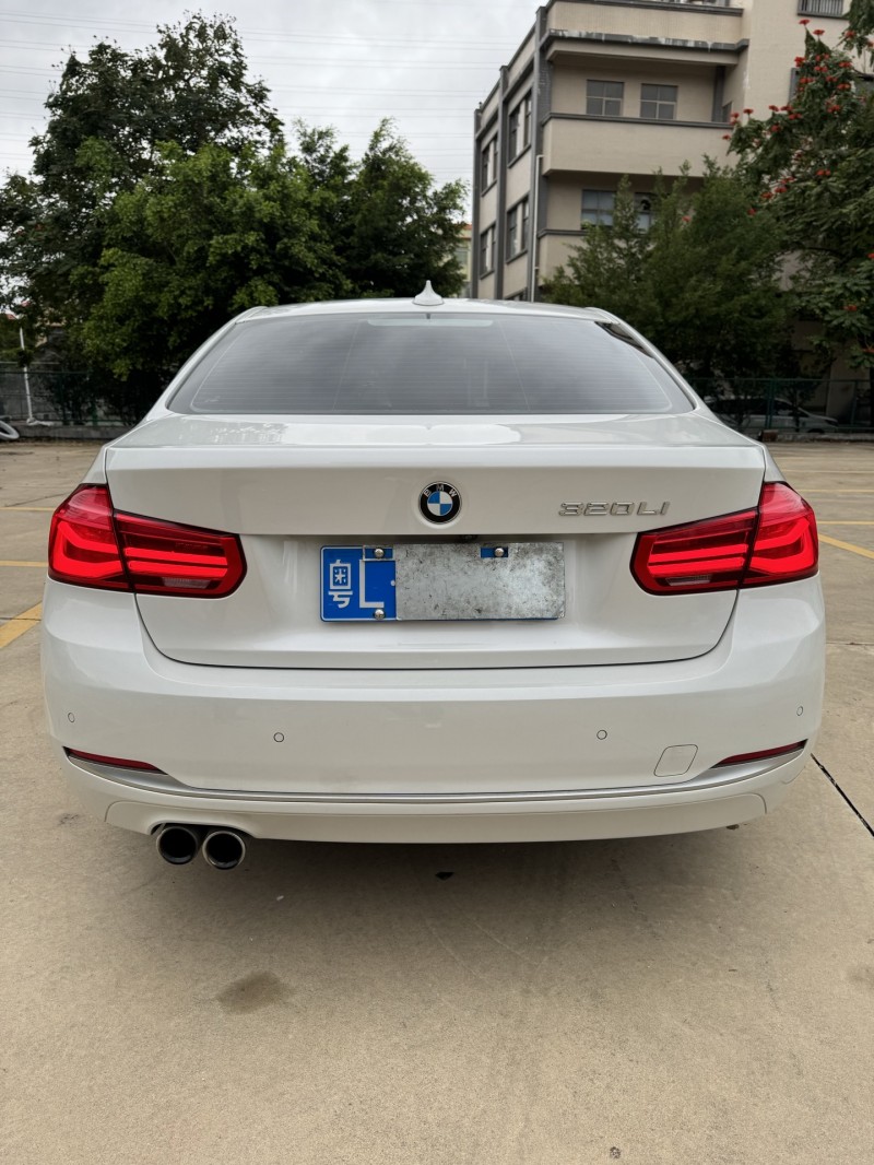 中山18年宝马3系9