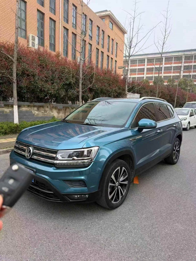 马鞍山20年大众途岳2