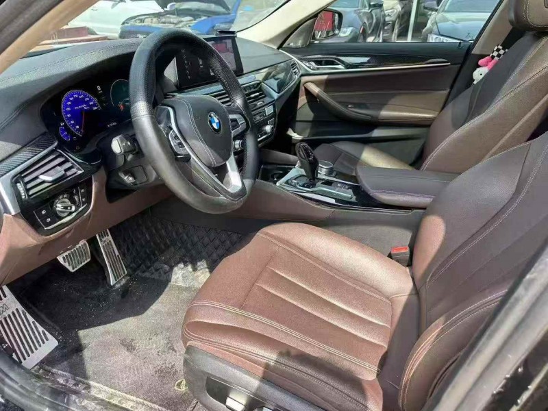 淄博19年宝马5系4