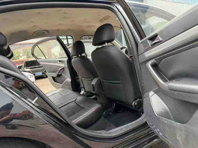 徐州16年大众朗逸7