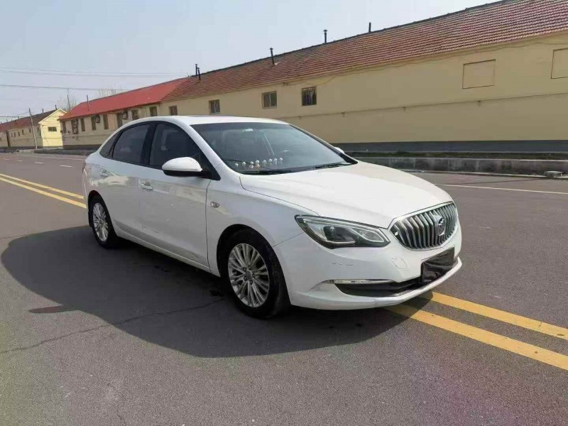 淄博17年别克英朗2