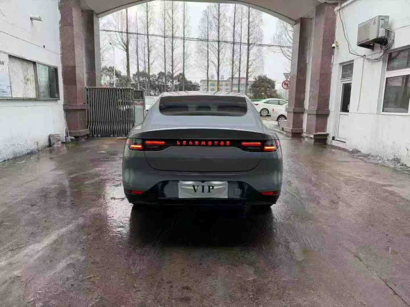 徐州25年零跑汽车C019