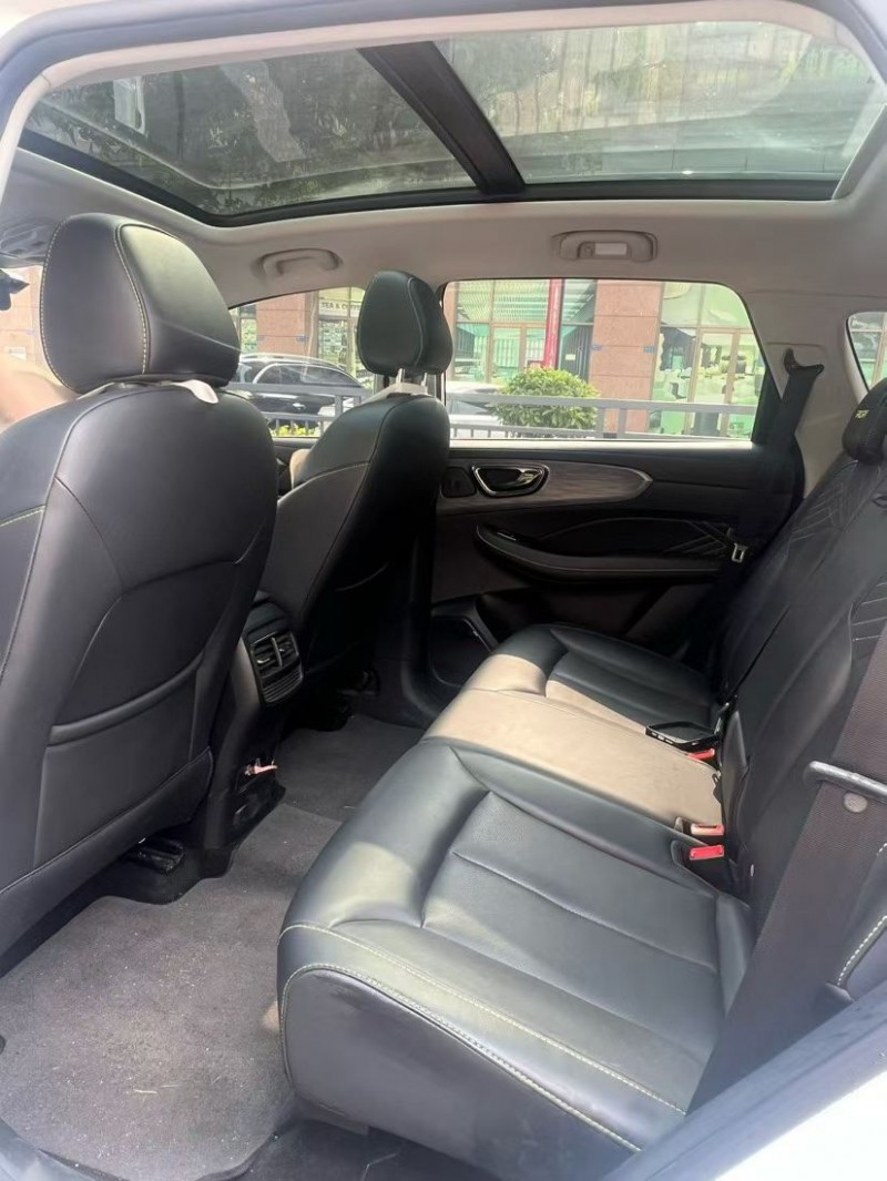 东莞22年荣威RX53