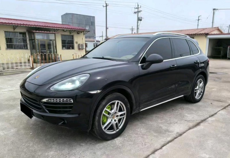 广州13年保时捷卡宴2