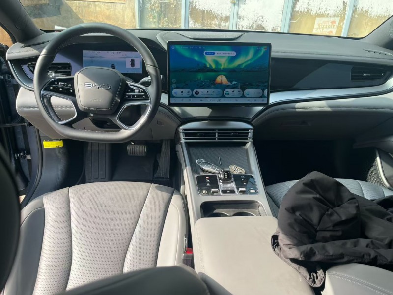 徐州25年比亚迪海豹2