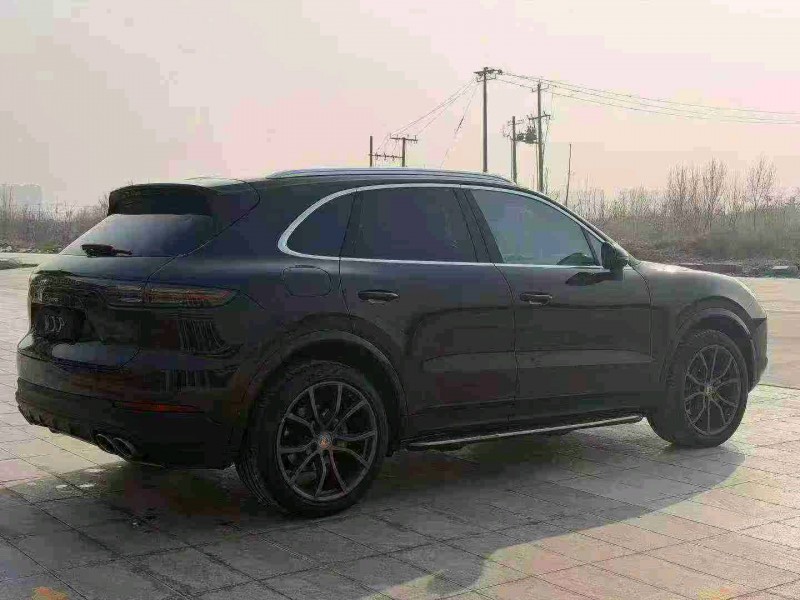 石家庄21年保时捷卡宴4