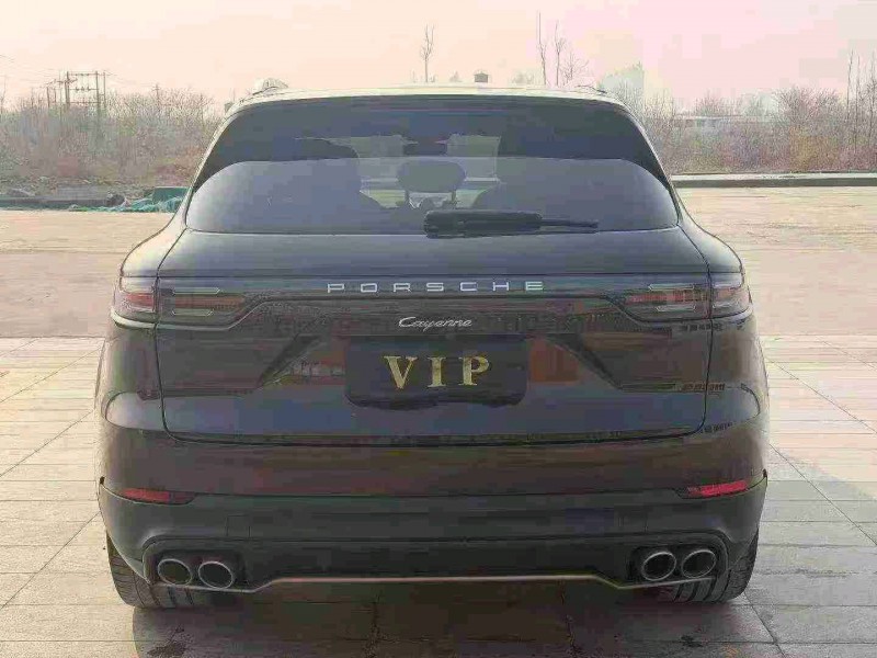 石家庄21年保时捷卡宴5