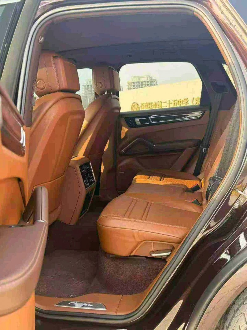 石家庄21年保时捷卡宴7