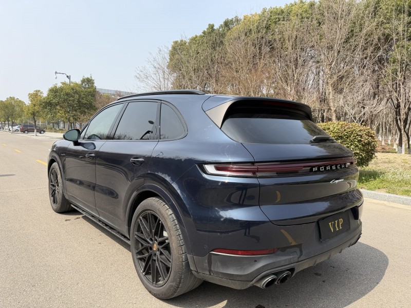 盐城24年保时捷卡宴9