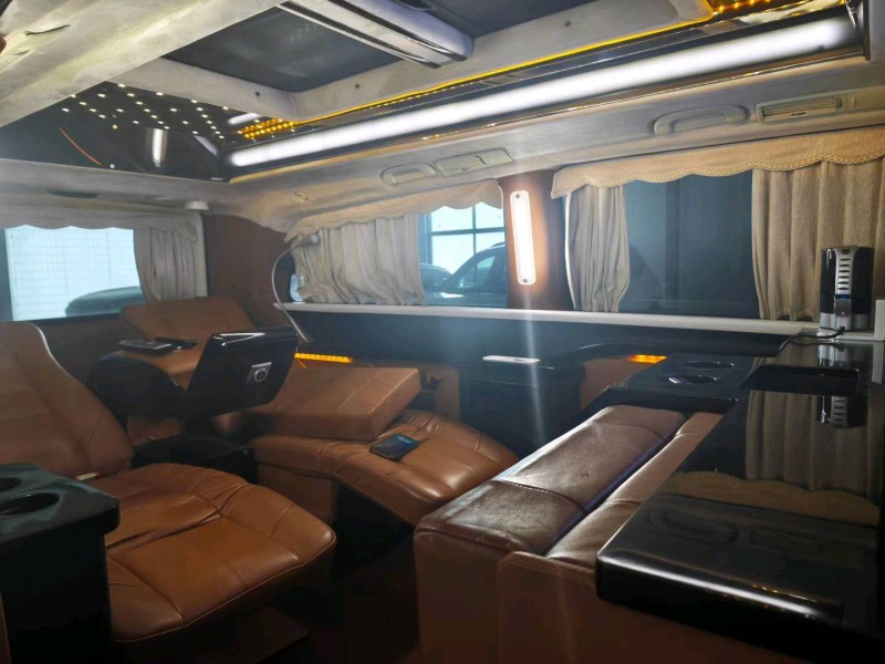 菏泽14年奔驰威霆5