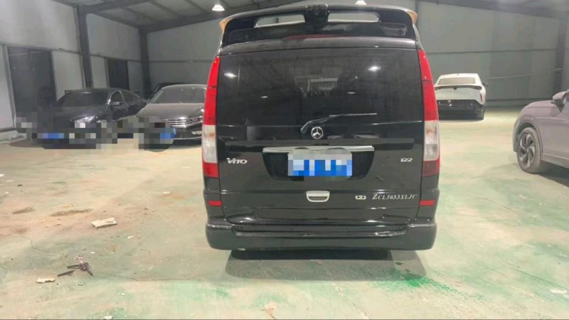 菏泽14年奔驰威霆9