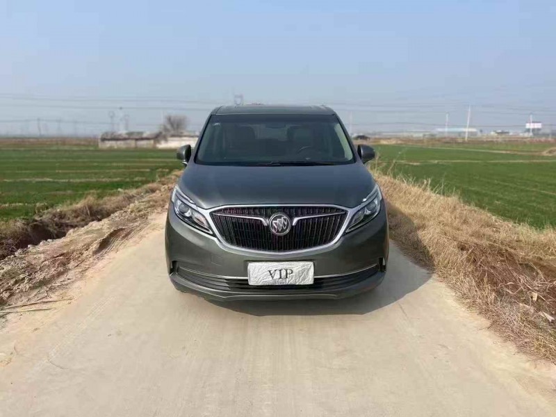 东营19年别克GL81