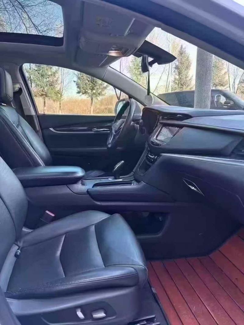 吉林16年凯迪拉克XT58