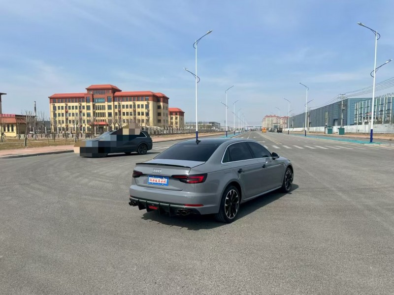 沧州19年奥迪A4L9