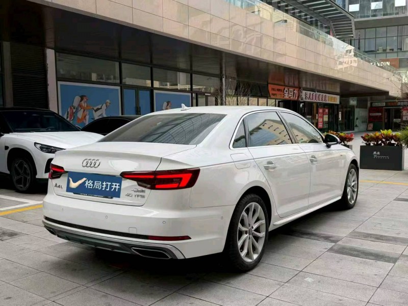 广州19年奥迪A4L9