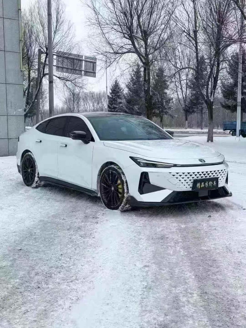 吉林24年长安汽车UNI3