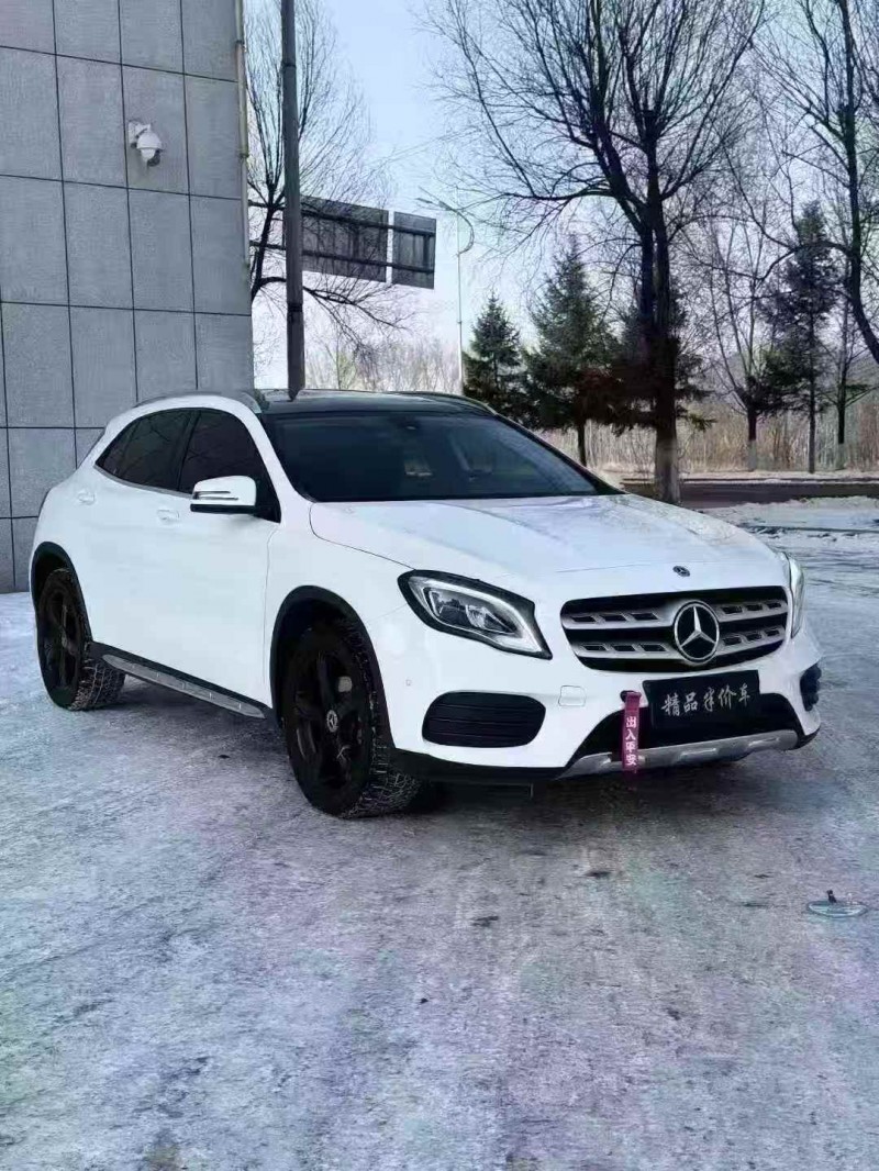 吉林19年奔驰GLA2