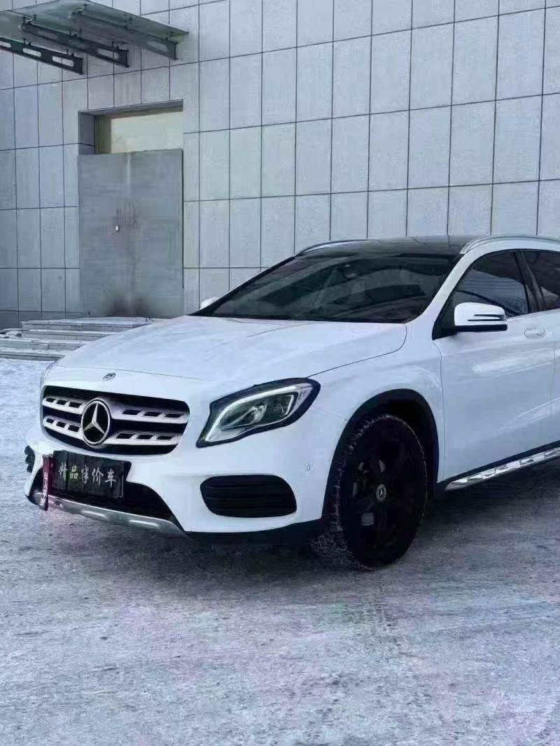 吉林19年奔驰GLA3