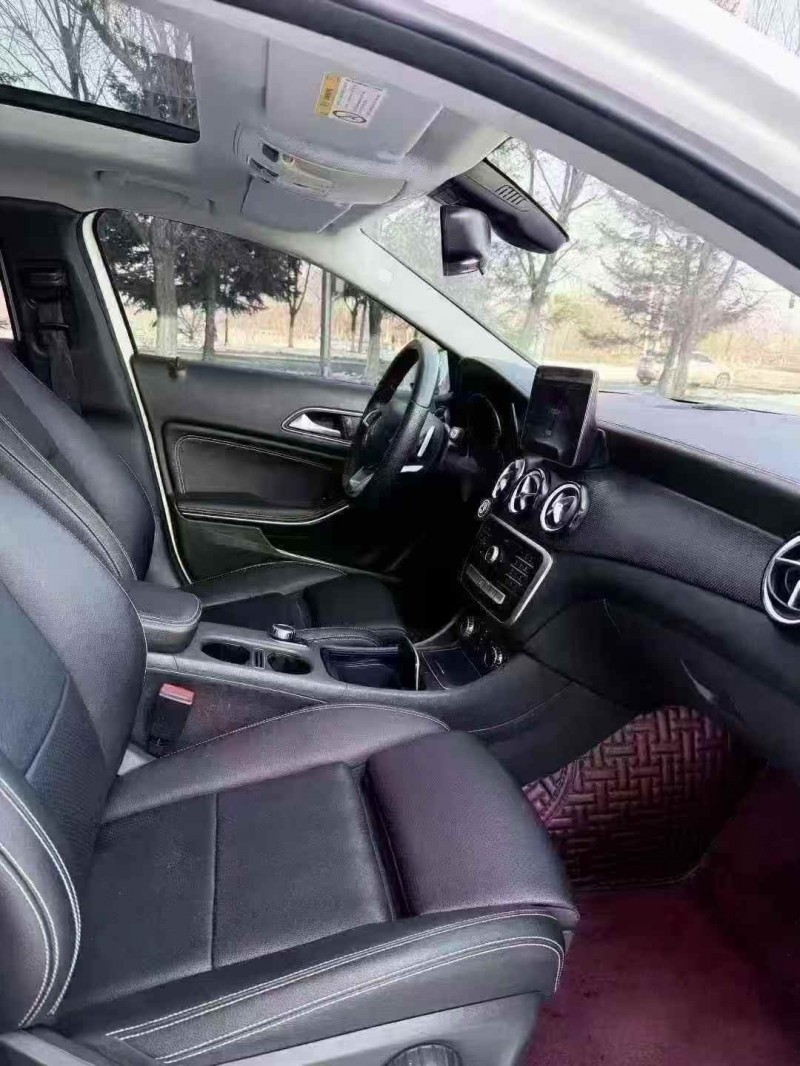 吉林19年奔驰GLA8