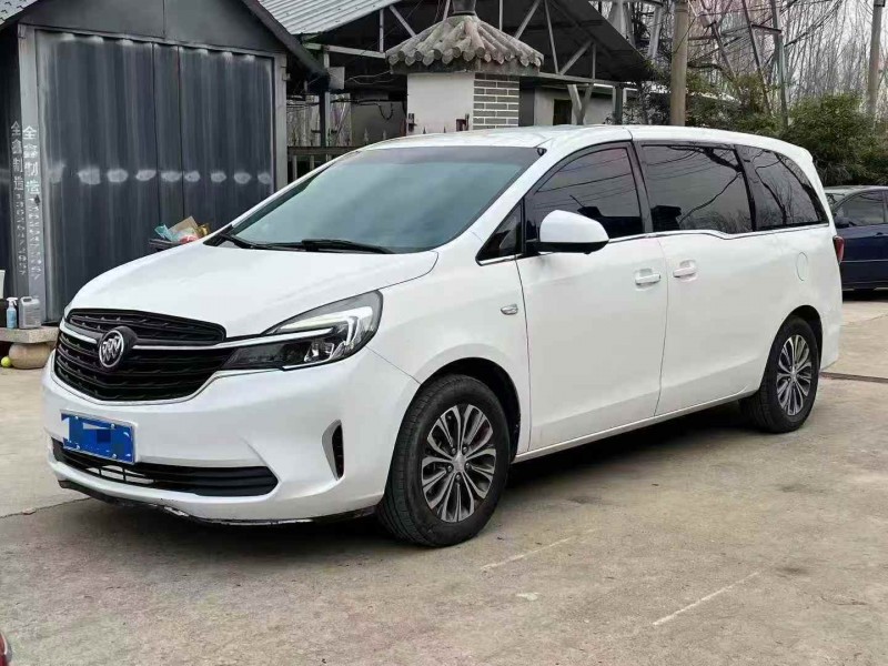 济宁20年别克君威4