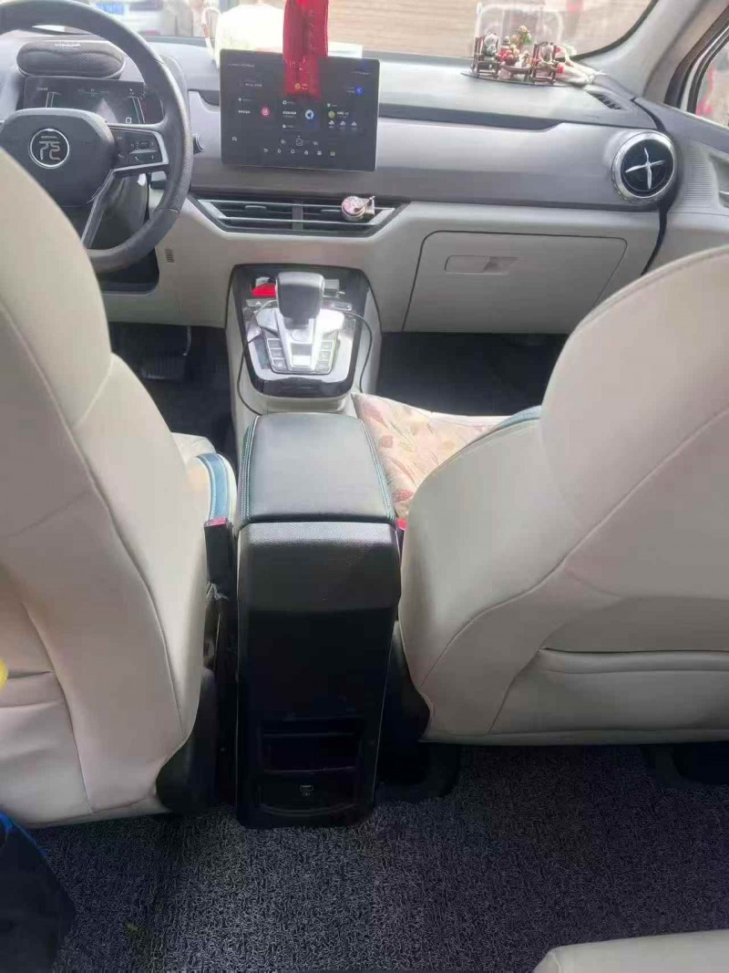 天津23年比亚迪元5