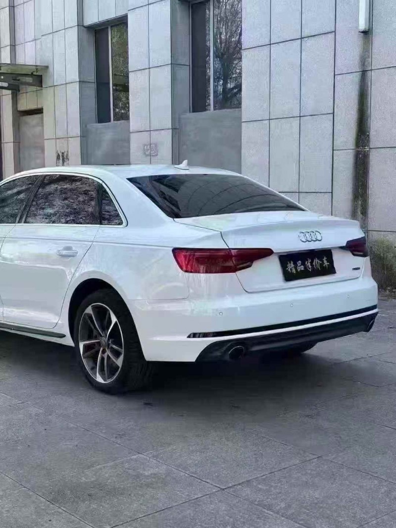 吉林17年奥迪A4L6