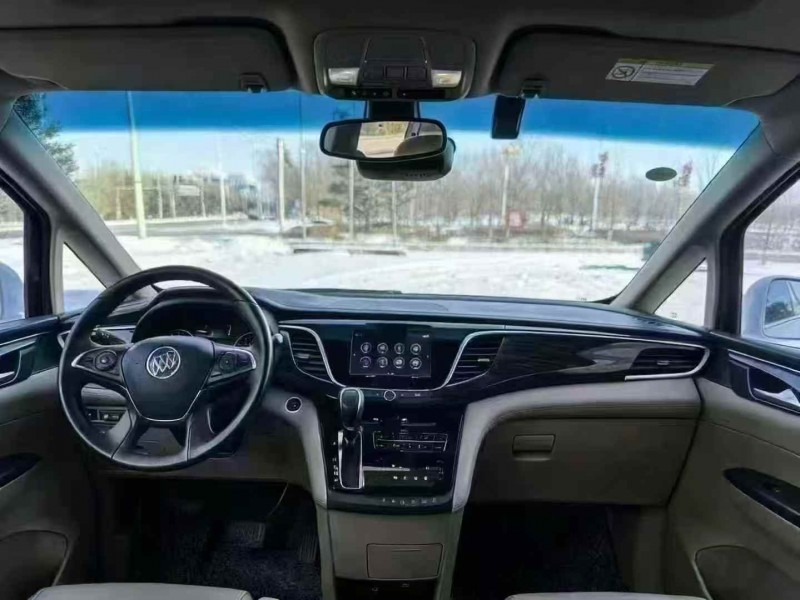 吉林17年别克GL84